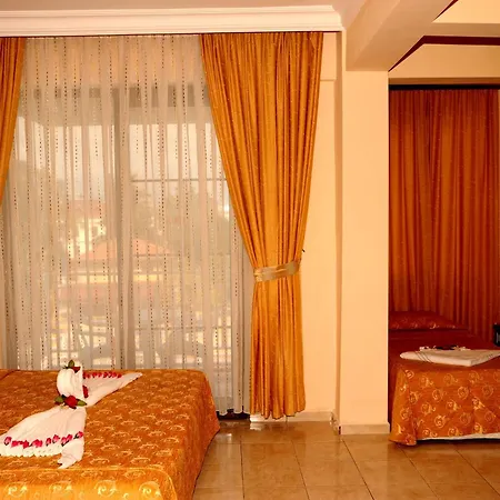 Selge Hotel 3*